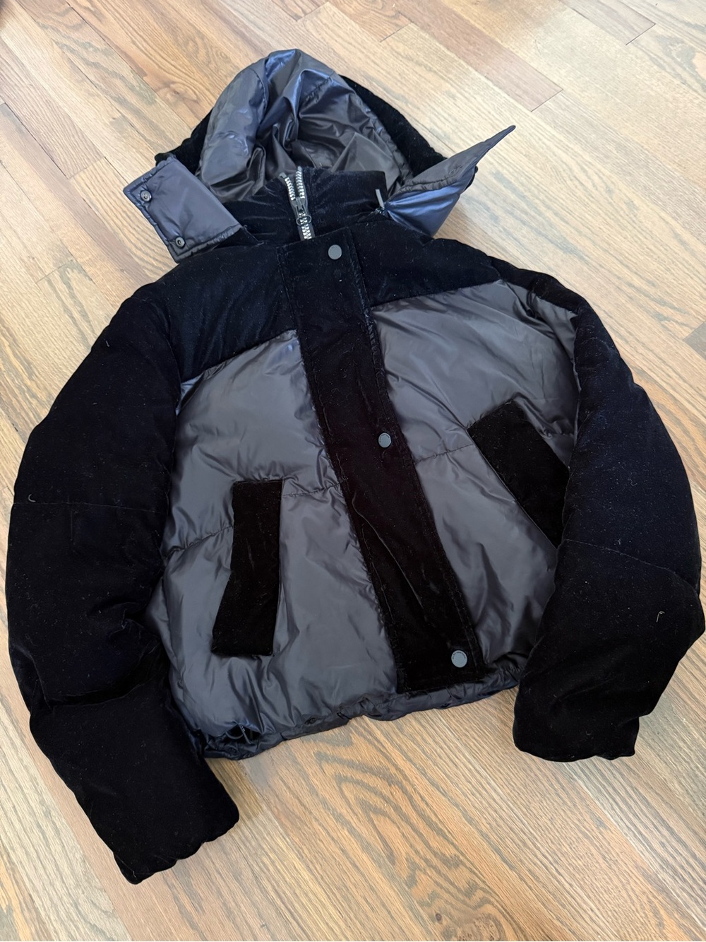 Womens’ Marc New York Black Hooded Velvet-Trim Puffer Jacket